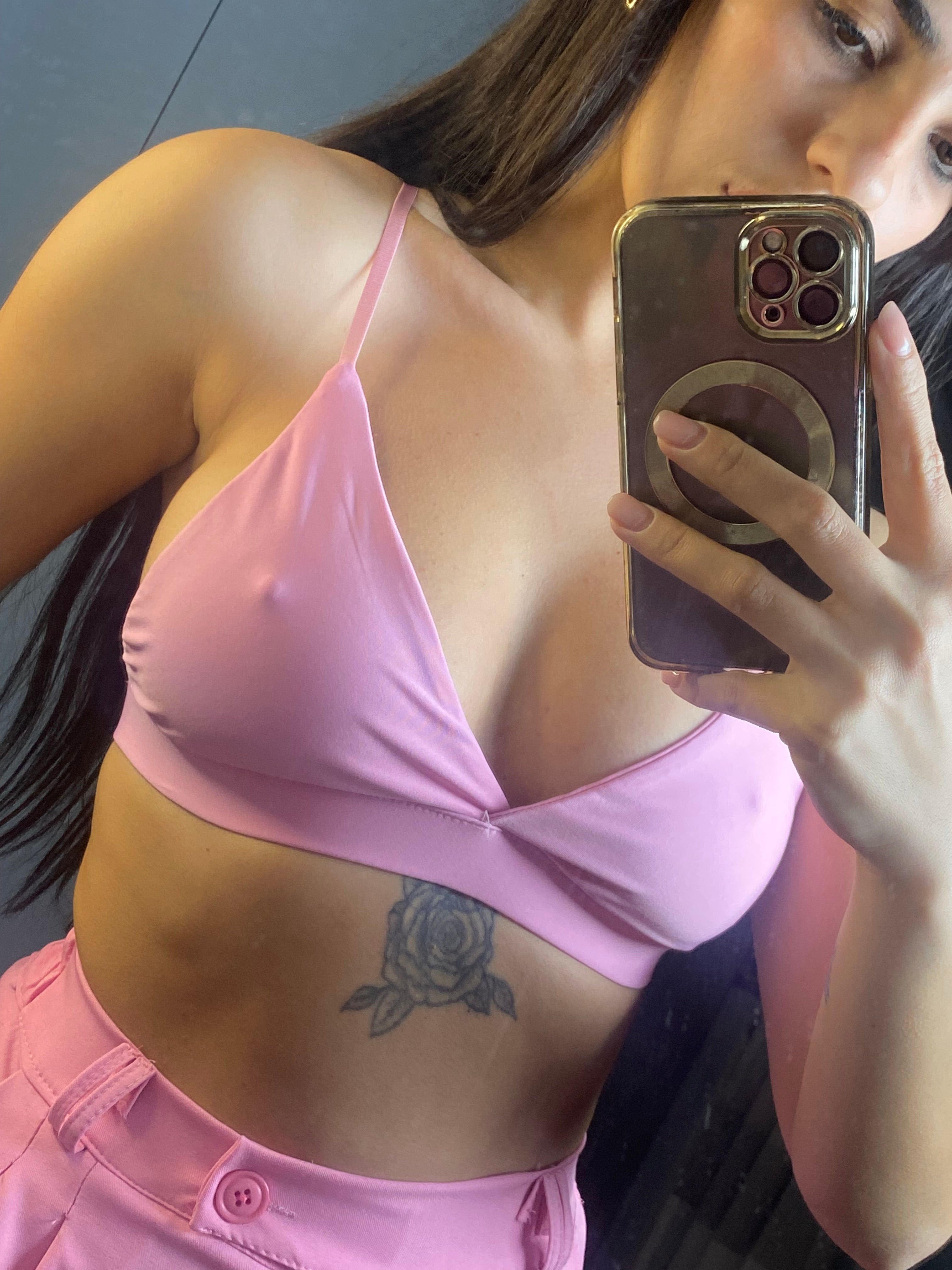 Bralette color