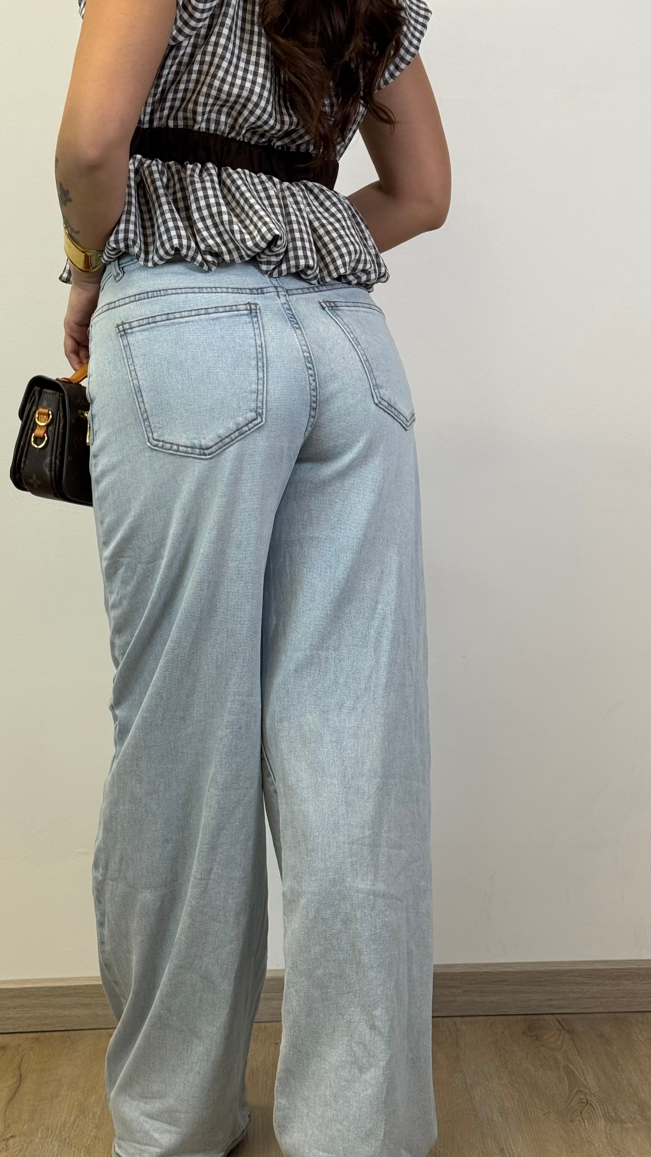 JEANS ESSENTIAL