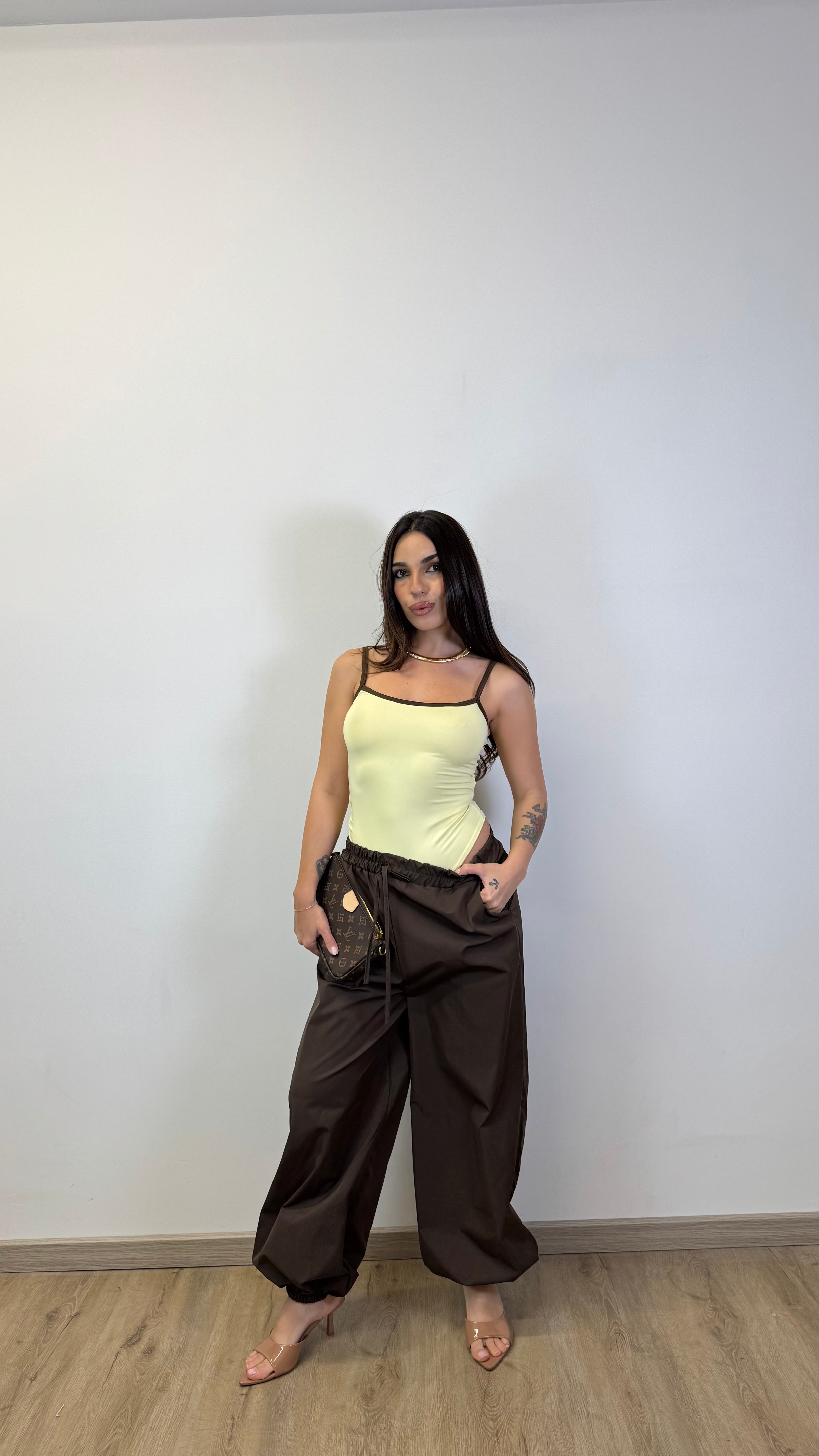 BODY CLEO