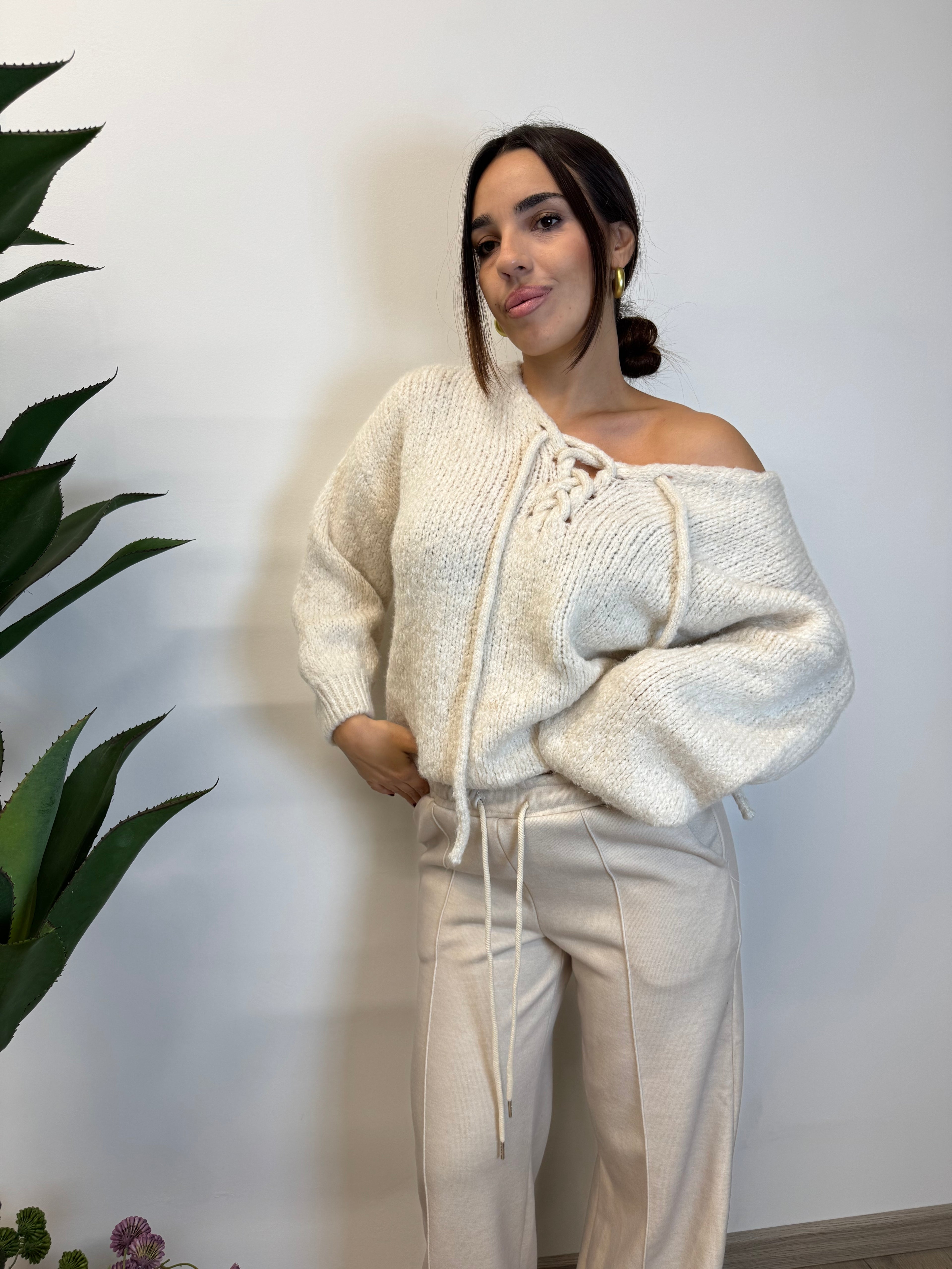 MAGLIONE LARA