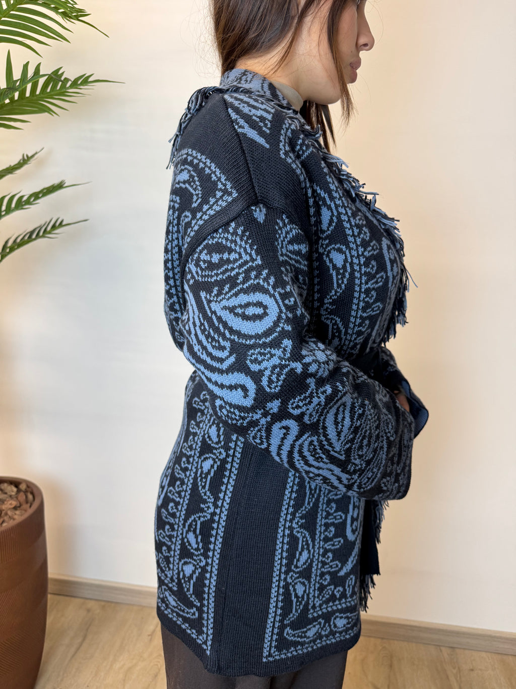 CARDIGAN MUMBAI