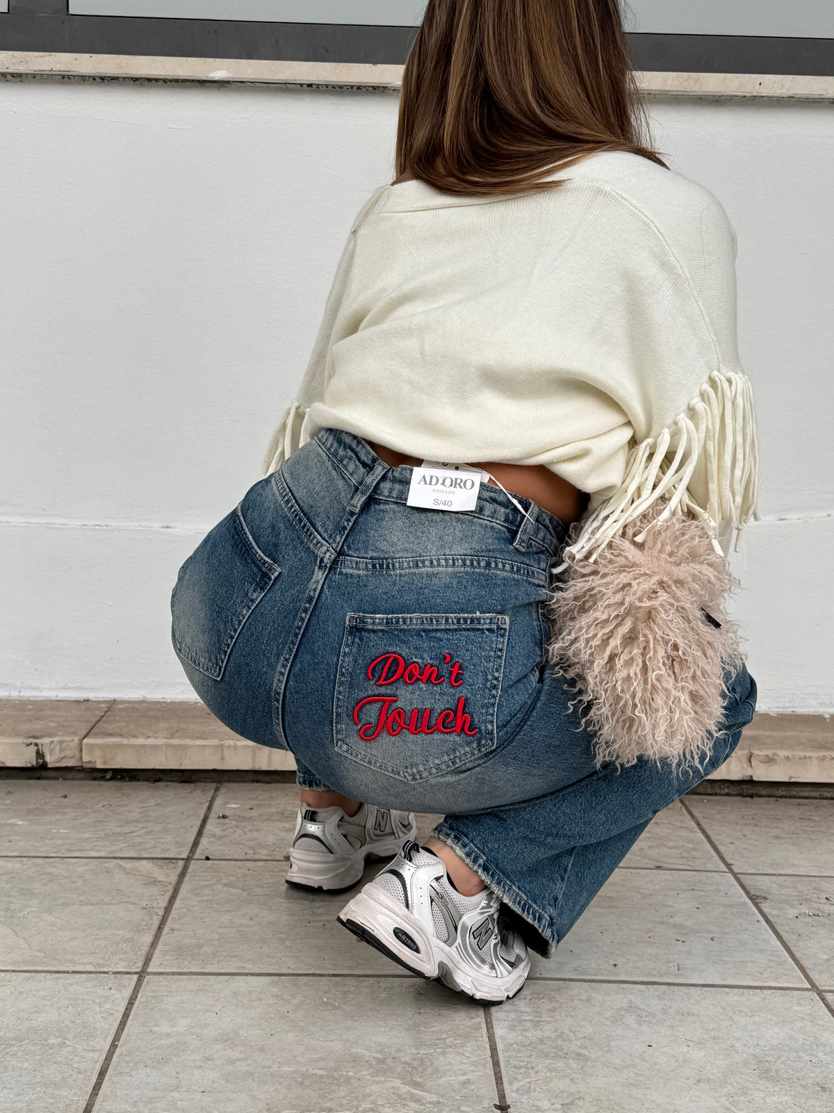 JEANS DON’T TOUCH