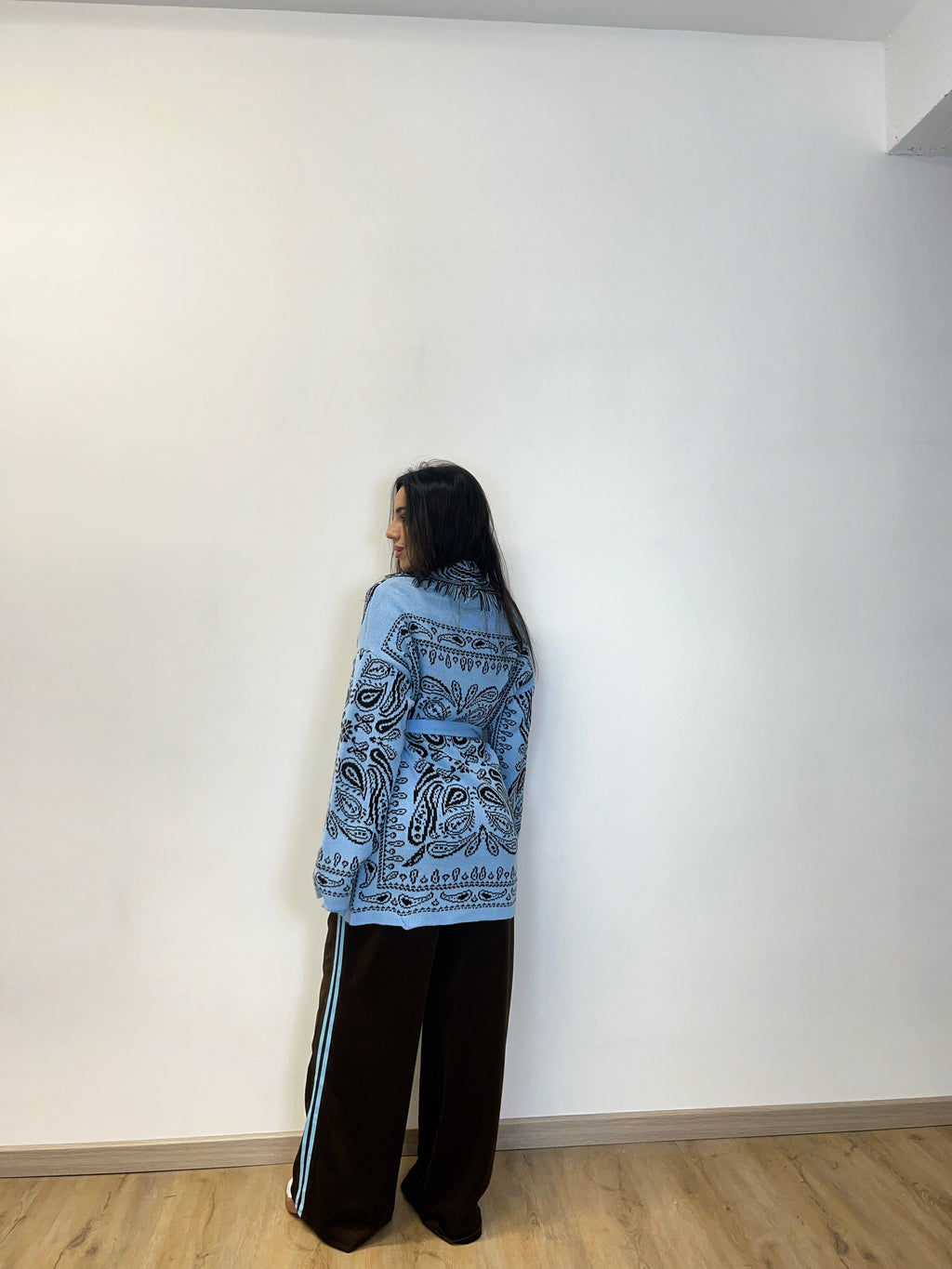 CARDIGAN MUMBAI