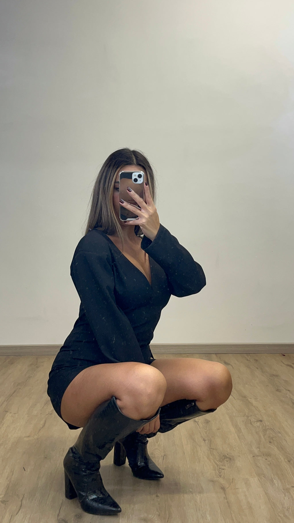 TUTINA ZAR