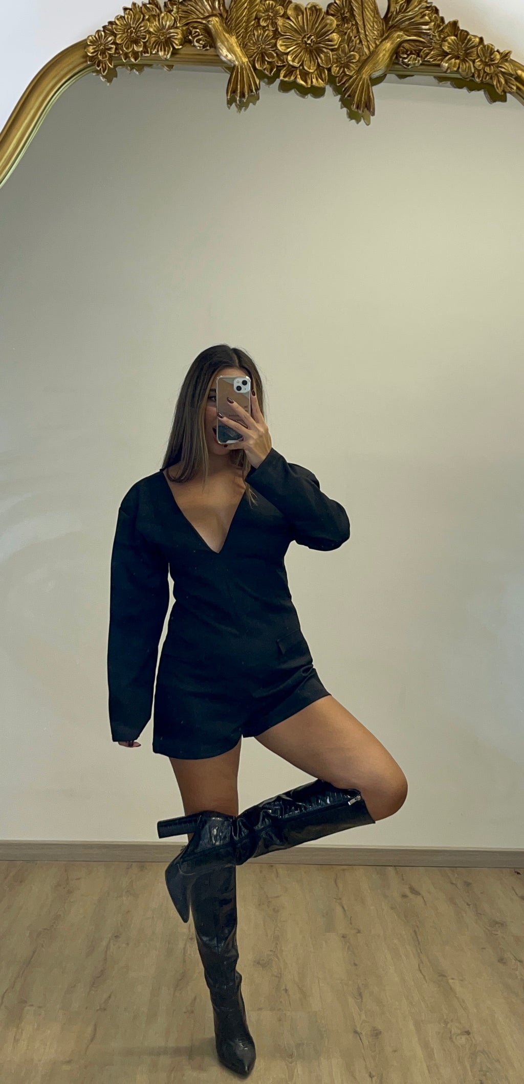 TUTINA ZAR